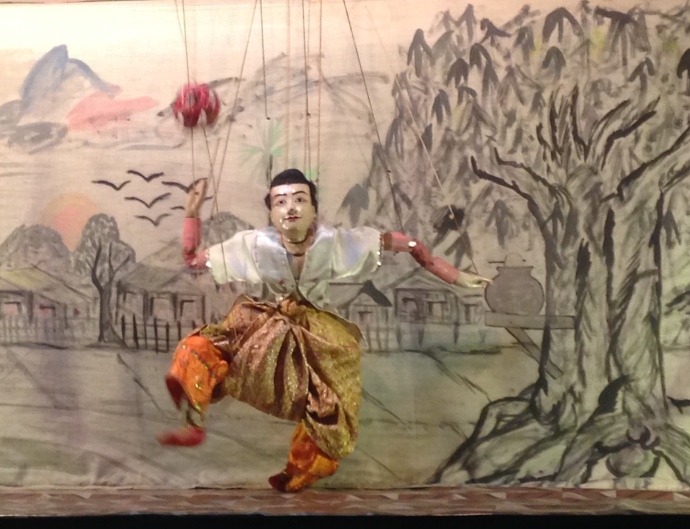 Aung Puppet Show