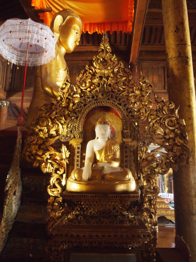 Buddha at Shwe Yaunghwe Kyaung