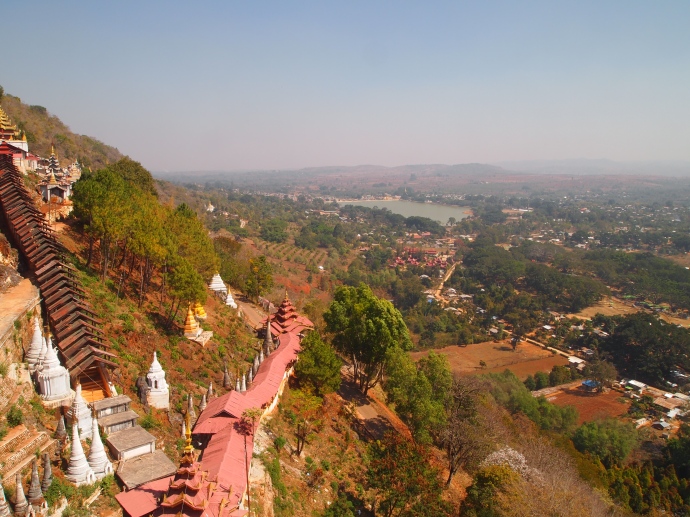 view of Shwe Oo Min Natural Cave Pagoda, Pindaya